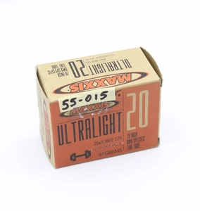 Камера 20 короткий ніпель AV 35mm Maxxis UltraLight (1.90-2.125)