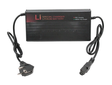 Зарядний пристрій (72V (87.6V) 6.0A) для Li-ion акумуляторів, для електромопеда
