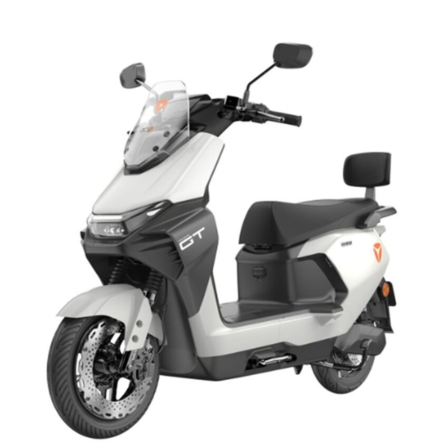Електроскутер Yadea «GS70» 9104, двигун 2900W, акумулятор 72V 23Ah графеновий, білий, колеса 12" фото westvelo.com