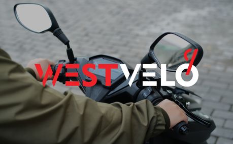 Какие особенности выделяют электроскутеры Корсо оптом среди конкурентов?