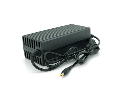 Зарядний пристрій (36V (42V) 2Ah ), JY36V для Li-ion акумуляторів штекер 5.5*2.5,з індикацією