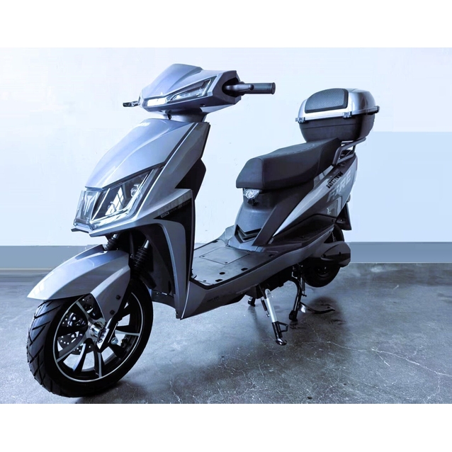 Електроскутер Corso «FIRE» FR-320107, двигун 1800W, акумулятор 72V/32Ah графеновий, сірий, колеса 12/10" + 1 ящик. акум фото westvelo.com