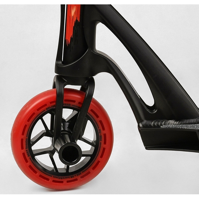 Самокат трюковий Best Scooter «FEAR» МТ-50599 чорно-червоний, SCS-система, пеги, AL диск та дека, колеса PU Ø115mm, ширина керма - 58 см фото westvelo.com