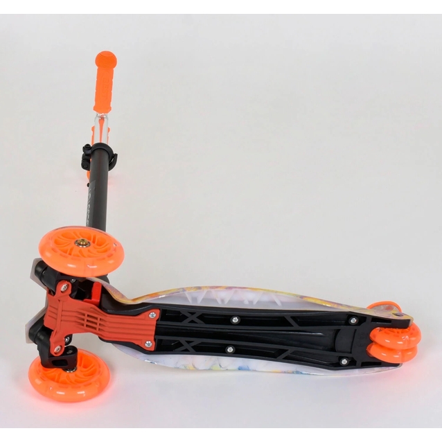 Самокат дитячий 3-х колісний, Best Scooter «MAXI» 25597 / 779-1340 помаранчевий, колеса PU Ø120mm/80mm зі світлом, пластмасовий, трубка керма алюмінієва фото westvelo.com