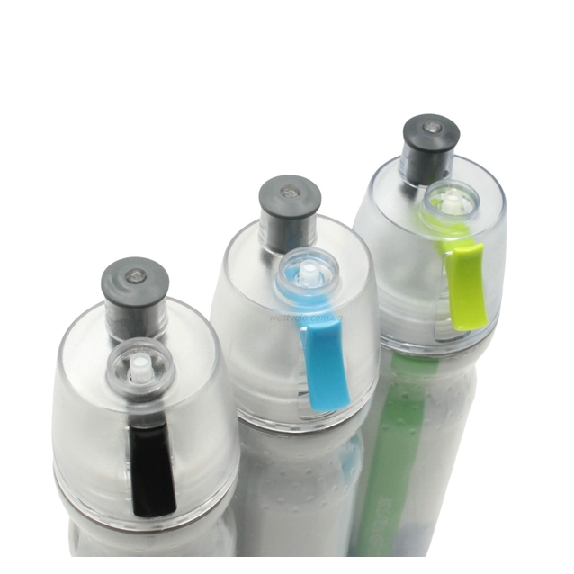 Фляга-термос COOL.B 750 ml харч.пластик біло-синя, з оприскувачем фото westvelo.com