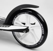 Самокат дитячий 2-х колісний, PU Best Scooter 75343 чорно-білий, колеса Ø230-200mm, AL, 1 амортизатор, широкий руль, зажим руля фото westvelo.com