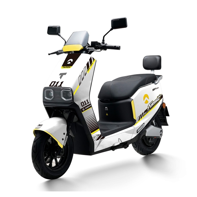 Електроскутер Tairon «FS» 613058, двигун 2000W, акумулятор 72V 48Ah літій-залізо-фосфатний, біло-жовтий, колеса 12/10" фото westvelo.com