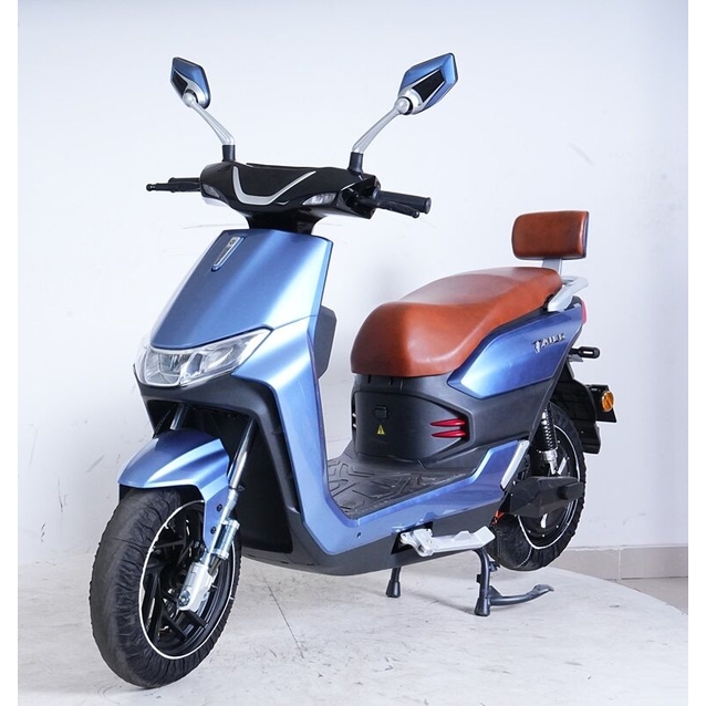 Електроскутер Tailg «T70» A20, двигун 2000W, акумулятор 72V 35Ah графеновий, синій, колеса 12" фото westvelo.com