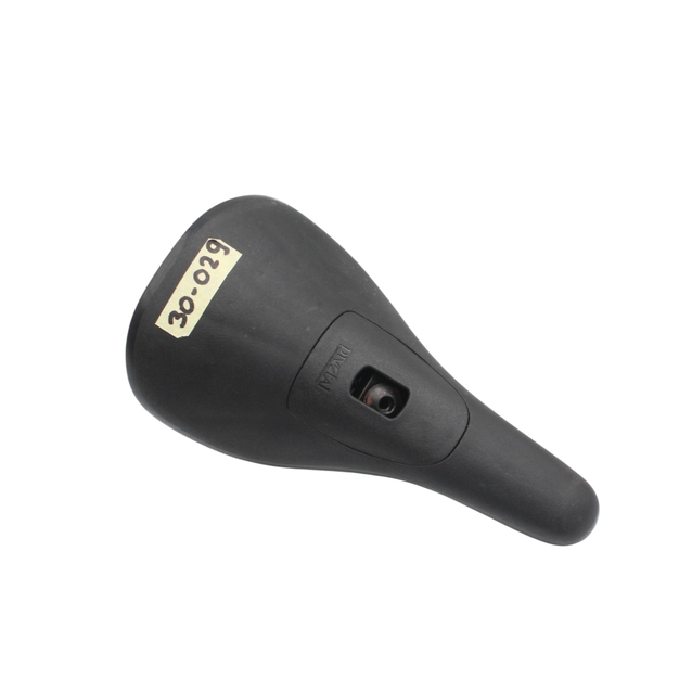 Сідло BMX Pivotal пластик (210х110мм) чорне фото westvelo.com