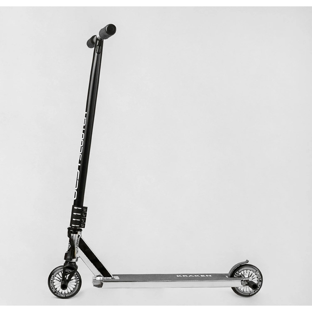 Самокат трюковий Best Scooter «KRAKEN» KR-82080 срібний, HIC-система, пеги, AL диск та дека, колеса PU Ø110mm, ширина керма - 58 см фото westvelo.com