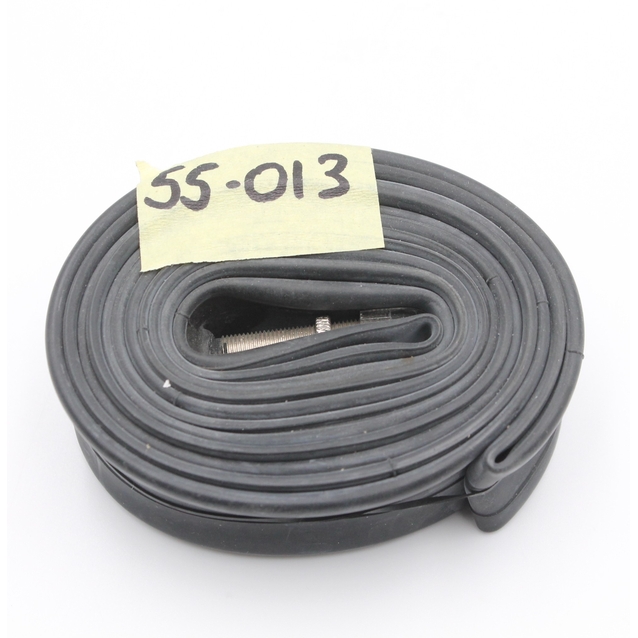 Камера 28 довгий сосок AV 40mm Schwalbe (28/47-622/635) фото westvelo.com
