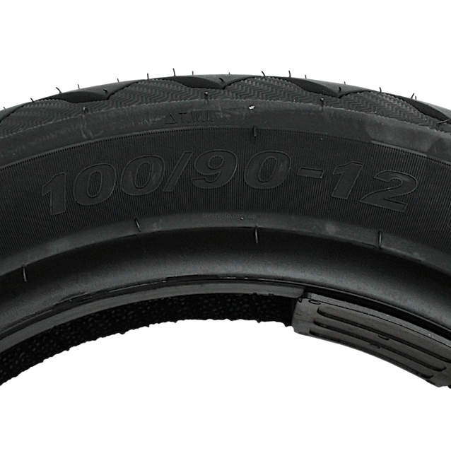 Покришка "12" 100/90-12 Б/К BLACK CAT (068) 6PR дорожня TL фото westvelo.com