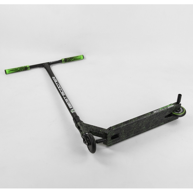 Самокат трюковий Best Scooter «CRASH» 41747 чорно-салатовий, HIC-система, пеги, AL диск та дека, колеса PU Ø110mm, ширина керма - 57 см фото westvelo.com