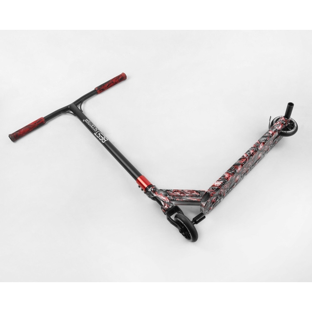 Самокат трюковий Best Scooter «SKULLS» BS-77488 чорно-червоний, HIC-система, пеги, AL диск та дека, колеса PU Ø110mm, ширина керма - 60 см фото westvelo.com