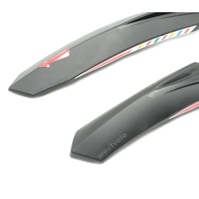 Крила пластик 24-26 кріплення на трубу сідла чорні широкі фото westvelo.com
