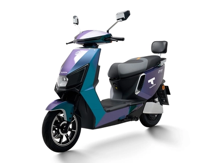 Електроскутер Tairon «CF» 265073, двигун 2000W, акумулятор 72V 38Ah графеновий, хамелеон: зелено-фіолетовий, колеса 12/10"
