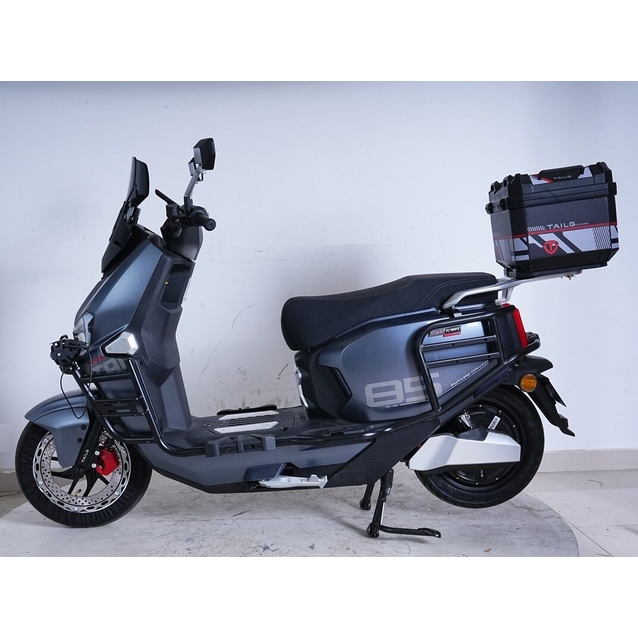 Електроскутер Tailg «F-73» B02, двигун 2000W, акумулятор 72V 35Ah графеновий, графітовий, колеса 12" + ЗАХИСНИЙ БАМПЕР фото westvelo.com