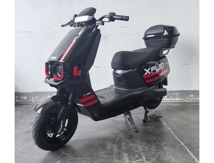 Електроскутер Corso «FLEX» FL-239072-1 двигун 1800W, акумулятор графеновий 72V 35Ah, чорно-червоний, колеса 10" + 1 ящик. акум