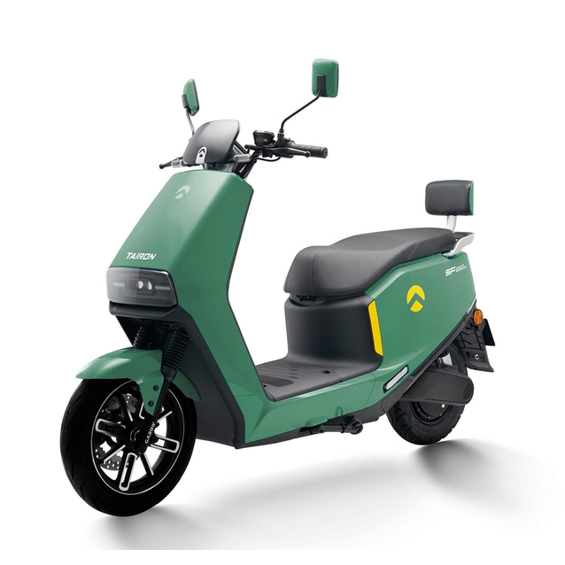 Електроскутер Tairon «FJ» 837692, двигун 2000W, акумулятор 72V 38Ah графеновий, зелений, колеса 12/10" фото westvelo.com