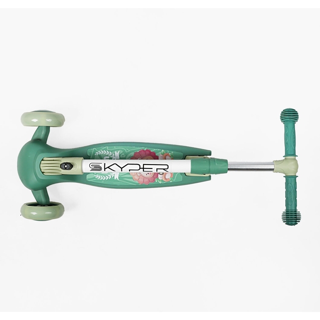 Самокат дитячий 3-х колісний Skyper SR-60614 зелений, колеса PU Ø125mm/40mm зі світлом, озвучування та підсвічування платформи, кермо складне фото westvelo.com
