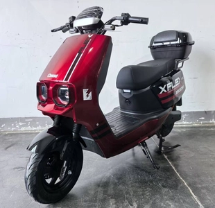 Електроскутер Corso «FLEX»  FL-977328-1 двигун 1800W, акумулятор графеновий 72V/35Ah, червоний, колеса 10" + 1 ящик. акум