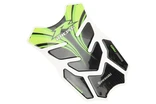 Наклейка захисна на бак паливний "KAWASAKI", чорно-зелена фото westvelo.com