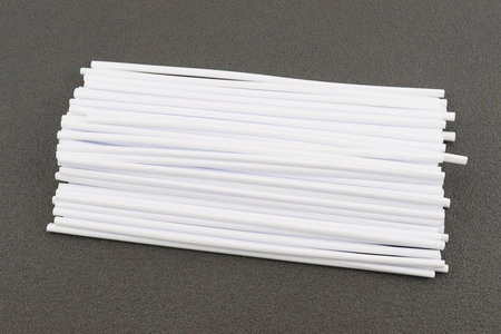 Трубки на спиці Ø4мм L-240мм, білий (72шт)