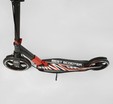 Самокат дитячий 2-х колісний, PU Best Scooter 10304 чорно-червоний, колеса Ø230-200mm, AL, 1 амортизатор передній, ФАРА, затискач керма фото westvelo.com