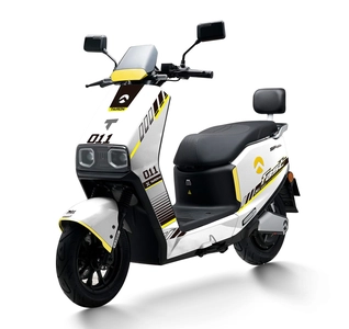 Електроскутер Tairon «FS» 613058, двигун 2000W, акумулятор 72V 48Ah літій-залізо-фосфатний, біло-жовтий, колеса 12/10"
