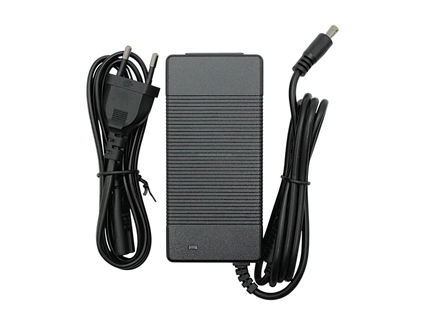 Зарядний пристрій (42V 1.5Ah) SLS-4202/HLT-180, тонкий вихід, для Li-ion акумуляторів, для електросамоката