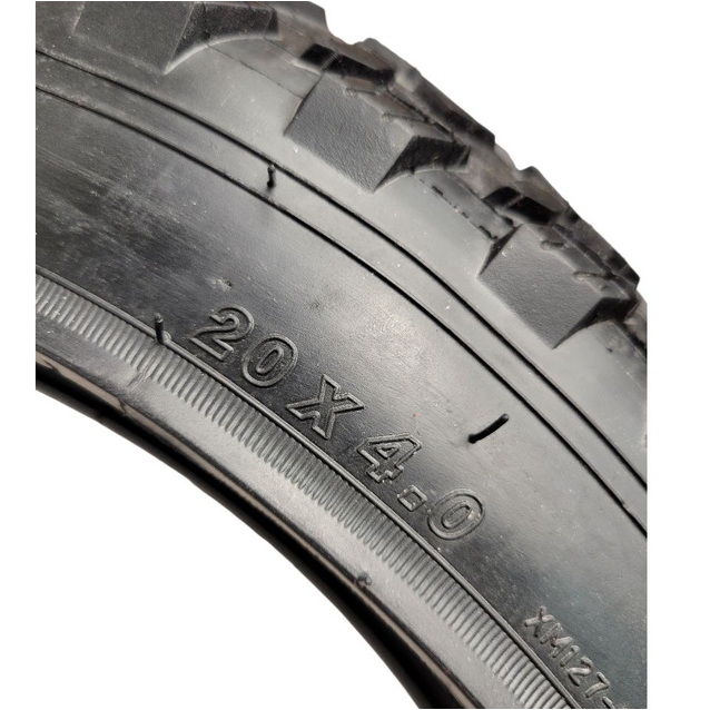 Покришка 20-4.0 (для FAT Bike) Китай (A102) (XM127) (АК1188-02) шипована фото westvelo.com