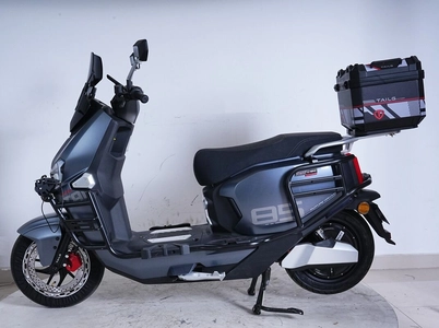 Електроскутер Tailg «F-73» B02, двигун 2000W, акумулятор 72V 35Ah графеновий, графітовий, колеса 12" + ЗАХИСНИЙ БАМПЕР