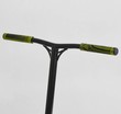Самокат трюковий Best Scooter «FREESTYLE» N-56307 чорно-оливковий, HIC-система, пеги, AL диск та дека, колеса PU Ø120mm, ширина керма - 58 см фото westvelo.com