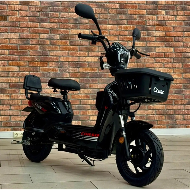 Електроскутер Corso «T-ROK32» TR-010540, двигун 500W, акумулятор 48V/20Ah свинцево-кислотний, чорний, колеса 10" + 1 ящик. акум фото westvelo.com