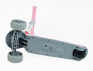 Самокат дитячий 3-х колісний, Skyper JW-62180 рожевий, зі світлом, українське озвучування, складне кермо, музика та підсвічування платформи фото westvelo.com