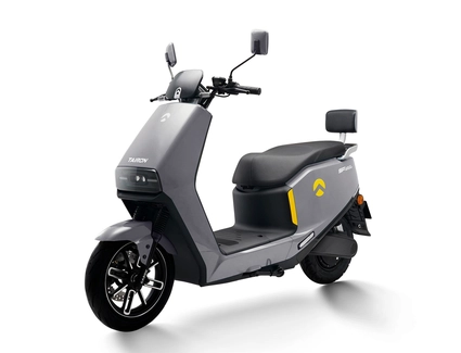 Електроскутер Tairon «FJ» 703119, двигун 2000W, акумулятор 72V 38Ah графеновий, срібний, колеса 12/10"