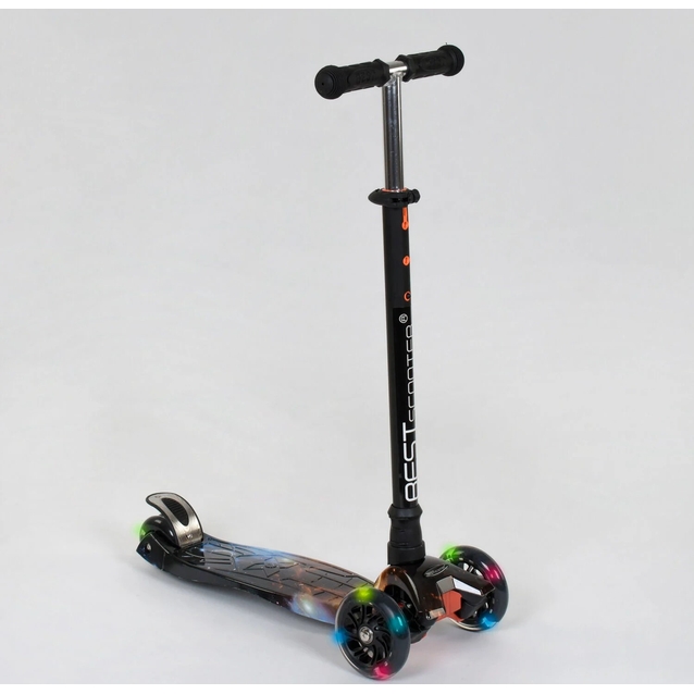 Самокат дитячий 3-х колісний, Best Scooter «MAXI» 2464 / 779-1311 чорний (космос), колеса PU Ø120mm/80mm зі світлом, пластмасовий, трубка керма алюмінієва фото westvelo.com