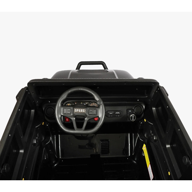 Електроавтомобіль JOY RB-8949/01 двигун 4*45W, акумулятор 24V 7Ah, чорний, пульт дистанційного керування, Bluetooth фото westvelo.com