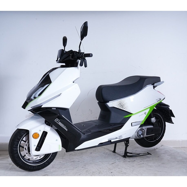 Електроскутер Tailg «S91» A01, двигун 2000W, акумулятор 72V 38Ah графеновий, білий, колеса 12" + 1 ящик. акум фото westvelo.com