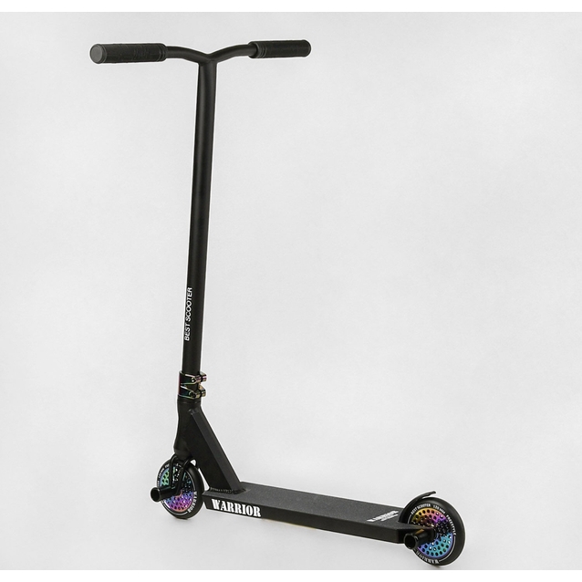 Самокат трюковий Best Scooter «WARRIOR» Т-60738 чорно-червоний, HIC-система, пеги, AL диск та дека, колеса PU Ø120mm, ширина керма - 58 см фото westvelo.com