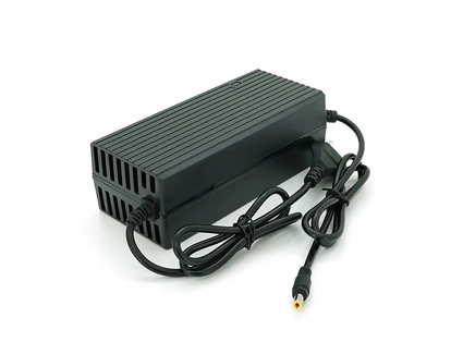 Зарядний пристрій (48V (54,6V) 3Ah ), JY-48. для Li-ion акумуляторів штекер 5.5*2.5,з індикацією