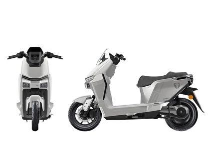 Електроскутер Yadea «GS80» 0360, двигун 2999W, акумулятор 72V 50Ah літій-залізо-фосфатний, білий, колеса 12"