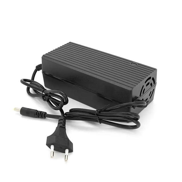 Зарядний пристрій (36V (42V) 3A ), для Li-ion акумуляторів штекер 5.5*2.5,з індикацією фото westvelo.com