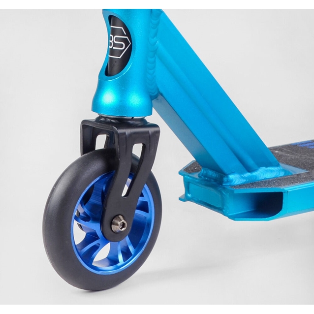 Самокат трюковий Best Scooter BS-9902 блакитний, HIC-система, пеги, AL диск та дека, колеса PU Ø110mm, ширина керма - 60 см фото westvelo.com