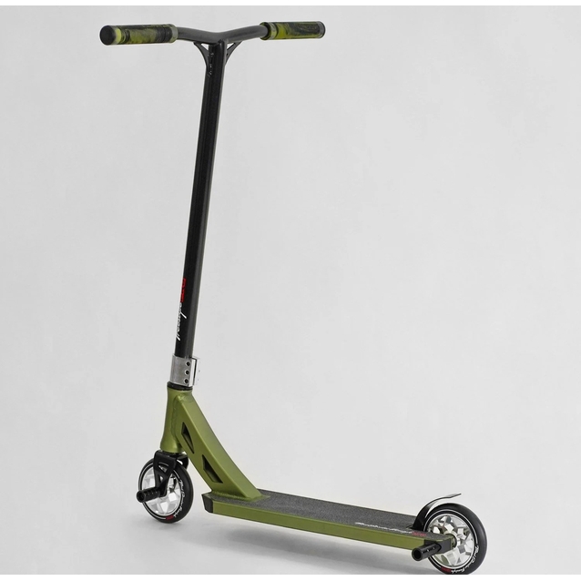 Самокат трюковий Best Scooter «FREESTYLE» N-56307 чорно-оливковий, HIC-система, пеги, AL диск та дека, колеса PU Ø120mm, ширина керма - 58 см фото westvelo.com