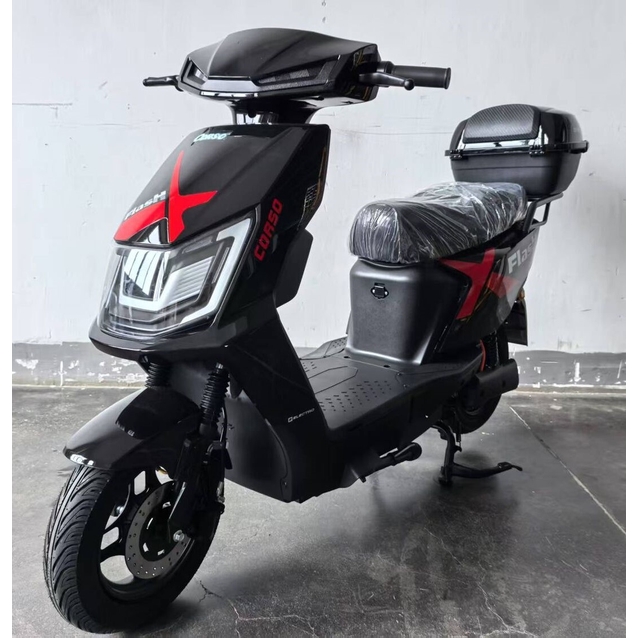 Електроскутер Corso «FlashX» FL-808322 двигун 1200W, акумулятор 72V/23Ah графеновий, чорно-червоний + 1 ящик. акум, колеса 10" фото westvelo.com