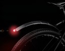 Крила пластик 24-26 кріпл. труба сідла №013 телескопічні з мигалкою фото westvelo.com