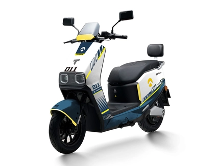 Електроскутер Tairon «FS» 320092, двигун 2000W, акумулятор 72V 48Ah літій-залізо-фосфатний, біло-синій, колеса 12/10"