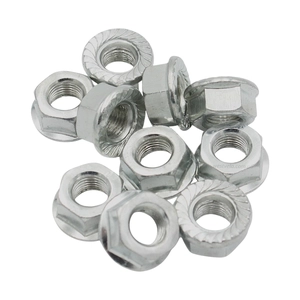 Гайка задньої втулки Укр. під ключ Х17, з буртиком (3/8"х26Т)