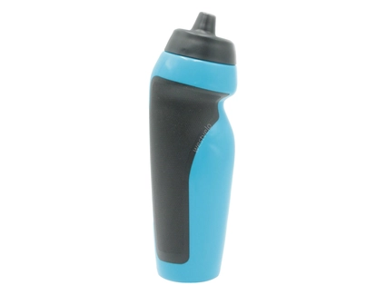Фляга 650 ml харч.пластик, блакитна з чорними вставками